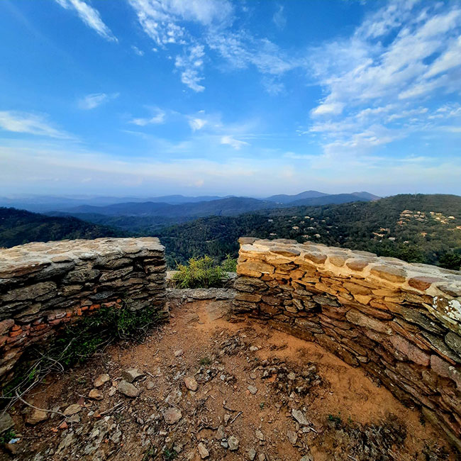 A - Château de Grimaud © Richelik Camerone 